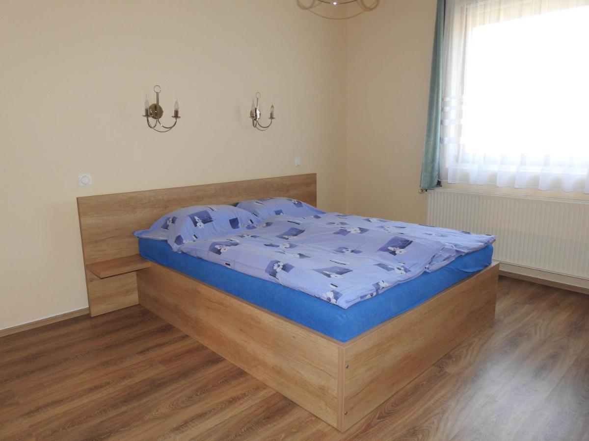 Petra Apartmanhaz Badacsonytomaj Dış mekan fotoğraf