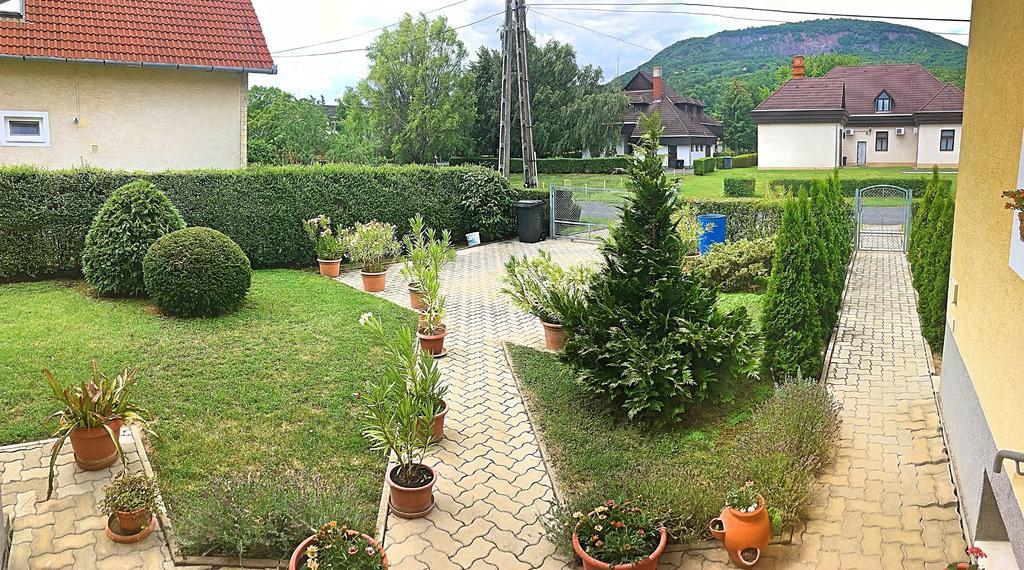 Petra Apartmanhaz Badacsonytomaj Dış mekan fotoğraf