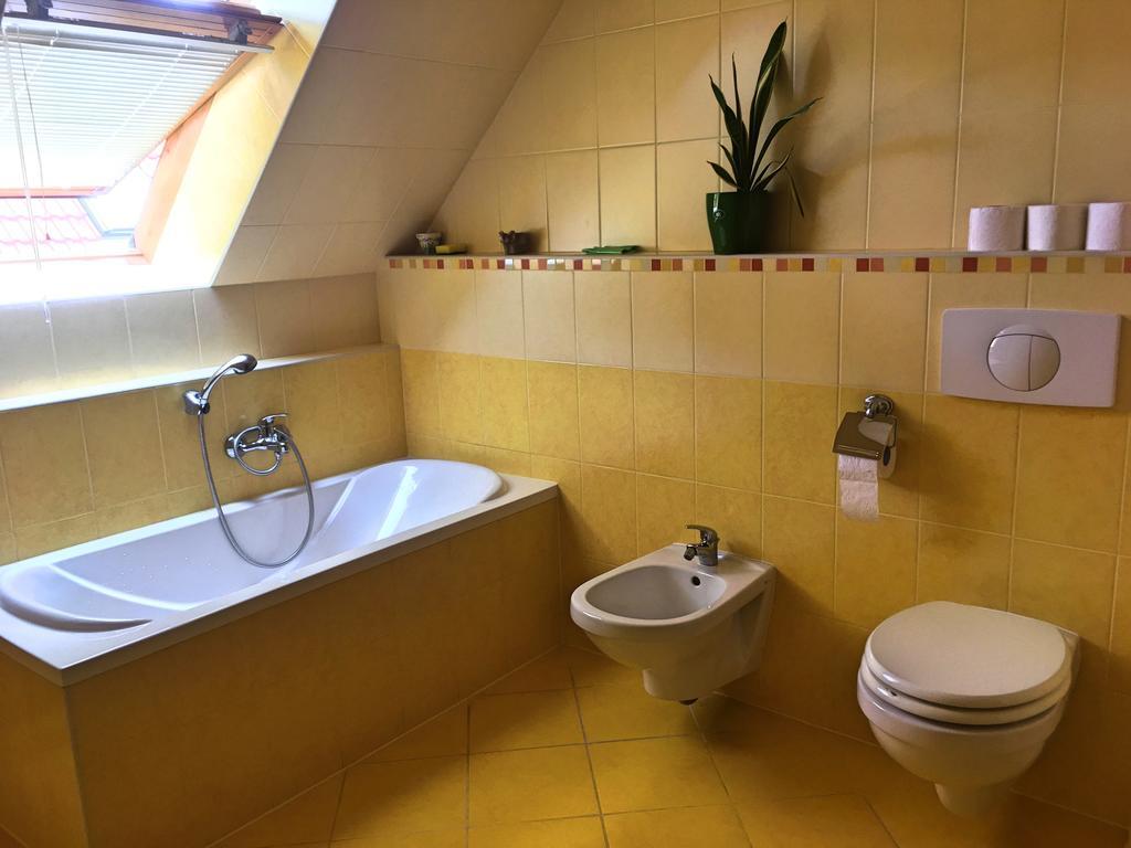 Petra Apartmanhaz Badacsonytomaj Dış mekan fotoğraf